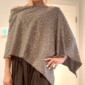 Cashmere Box🩶Elegant Silver Studded Gray Cashmere Topper.